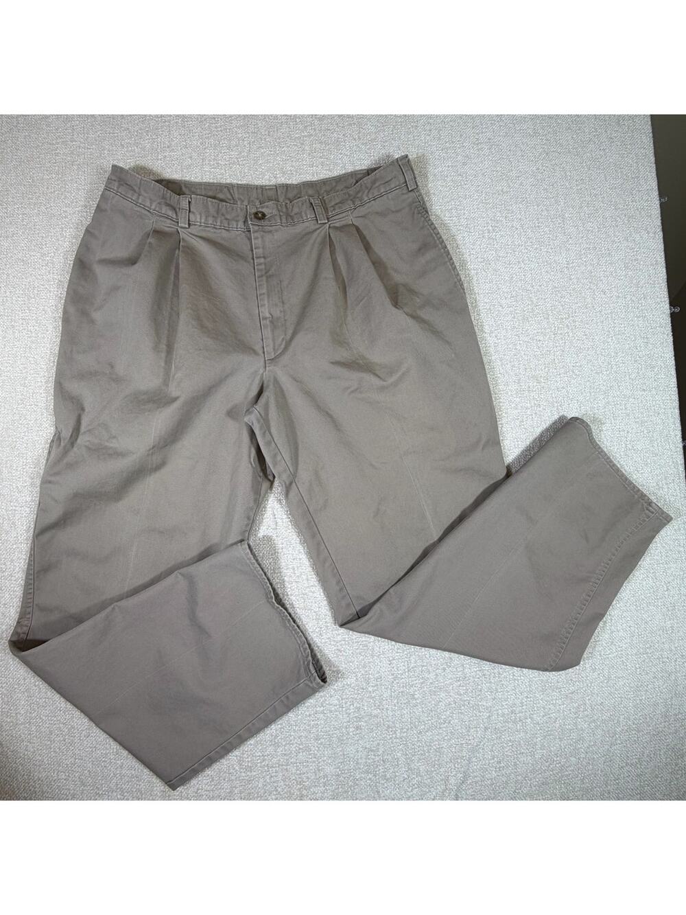 Duxbak Men 38x32 Tan Pleated Straight Leg Preppy 80s Business Casual Trousers